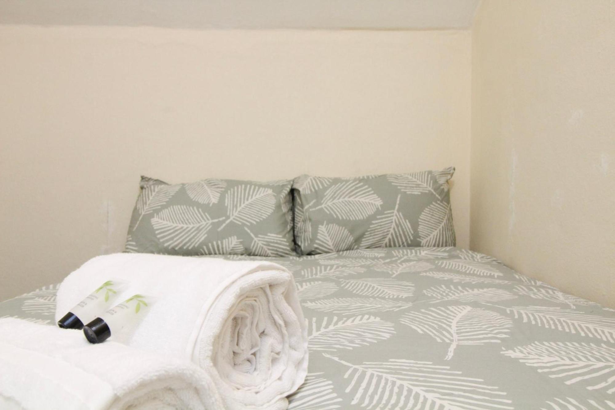 Room 4 Mayflower Road Guest House サウサンプトン エクステリア 写真